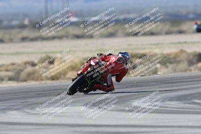 media/Jan-15-2026-Racers Edge (Thu) [[dfebeb70ab]]/3-B Group/Session 4 (Turn 5)/